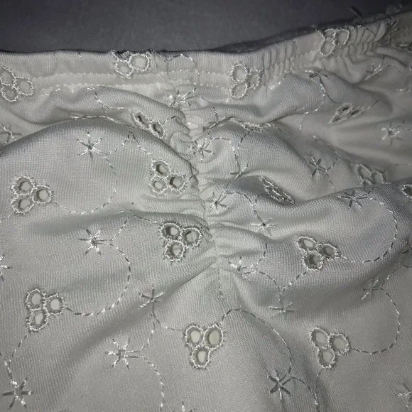 Dippin Daisys Eyelet One Piece Off Shoulder - Picture 6 of 7